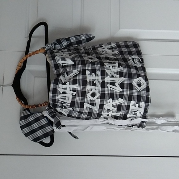 Handbags - NWOT Aloha bag & mask set